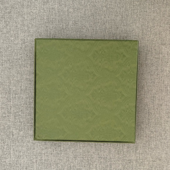 Authentic Gucci Green Empty Storage Gift Box✨ - Picture 2 of 5